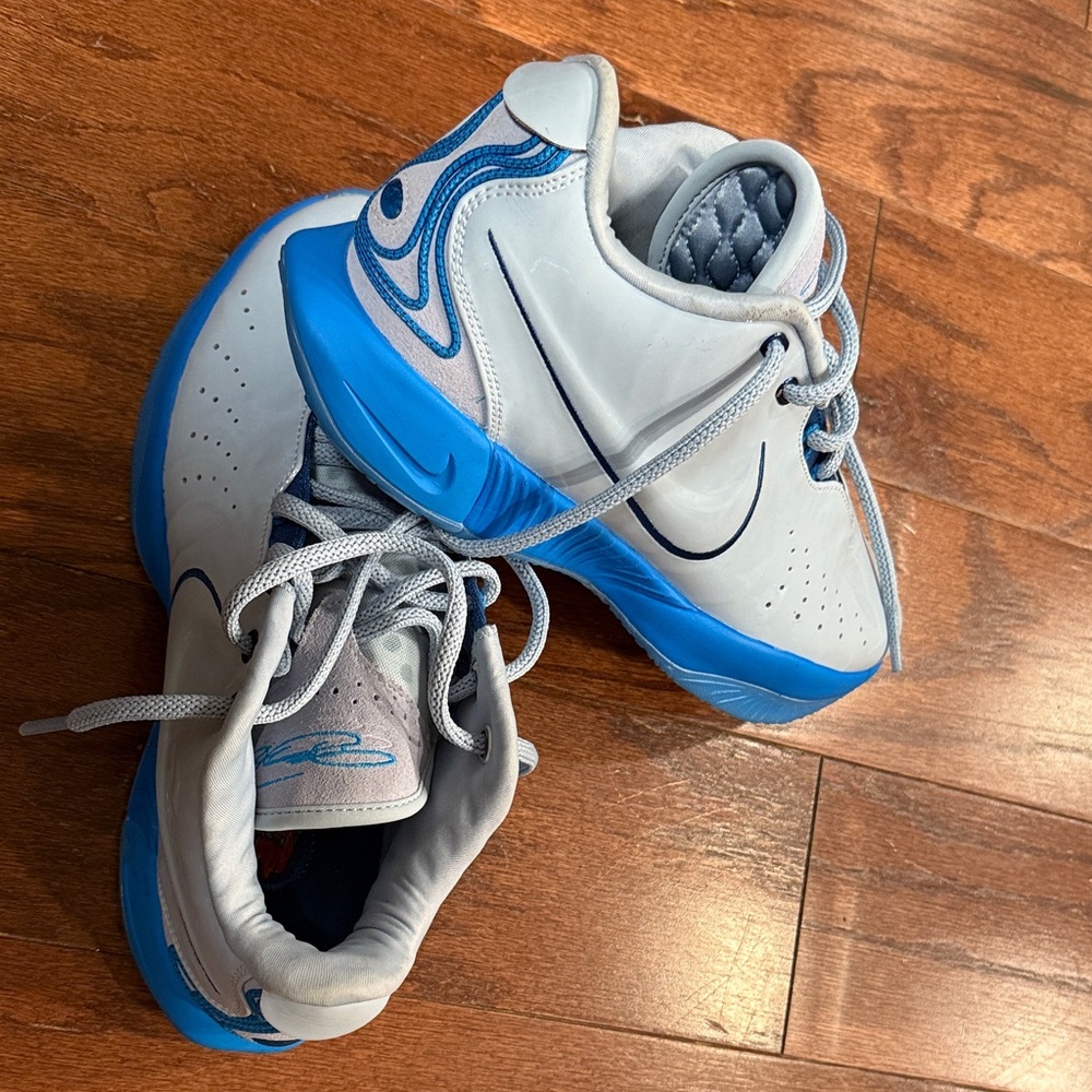 Nike Blue and Gray Men's Shoes